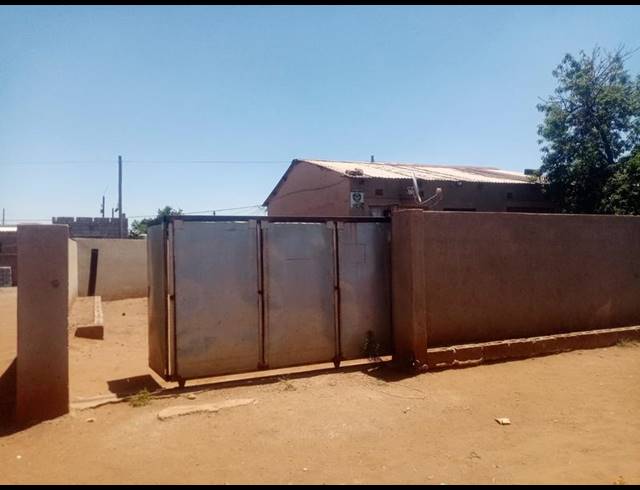 2 BEDROOM HOUSE FOR SALE IN KATLEHONG SOUTH